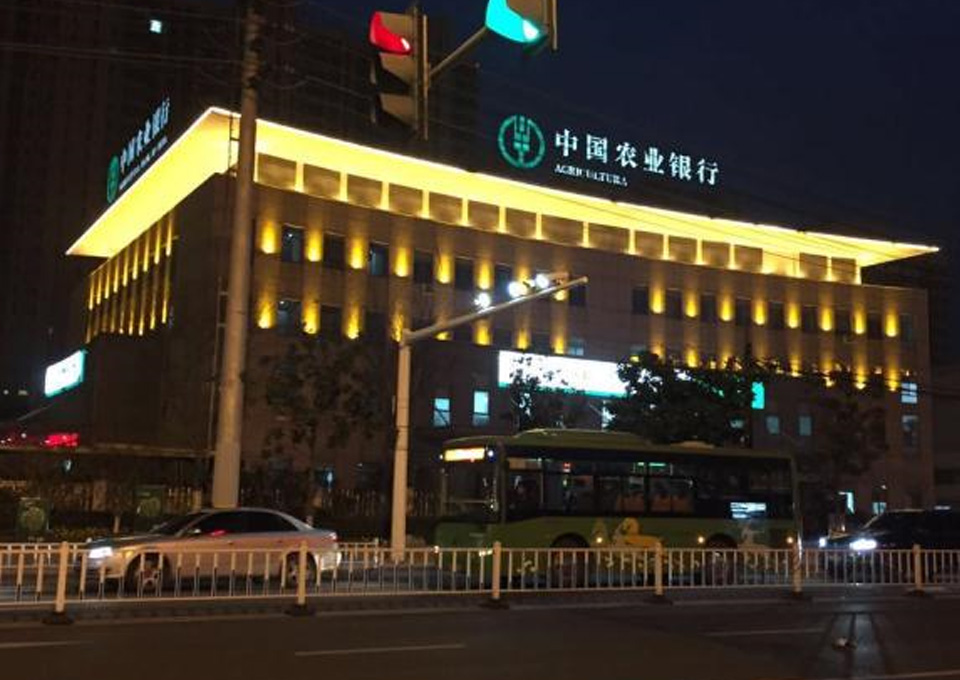 高低溫低氣壓試驗箱